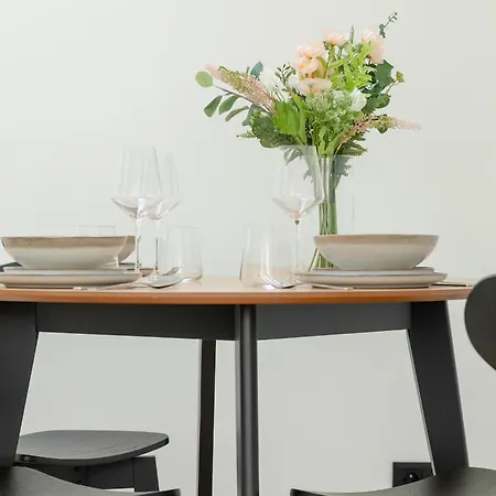 Minimalist Bright Kopernika Near Old Town In By Renters * Poznan