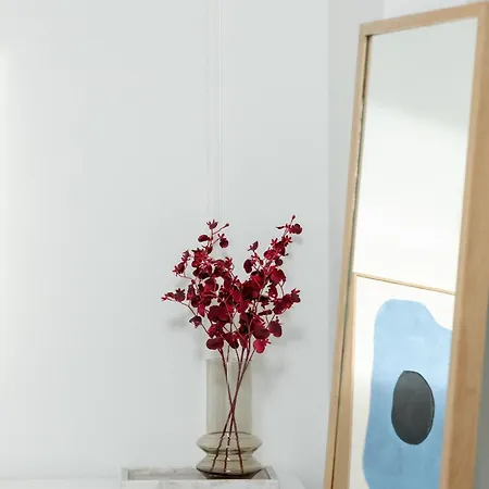 Minimalist Bright Kopernika Near Old Town In By Renters * Posen