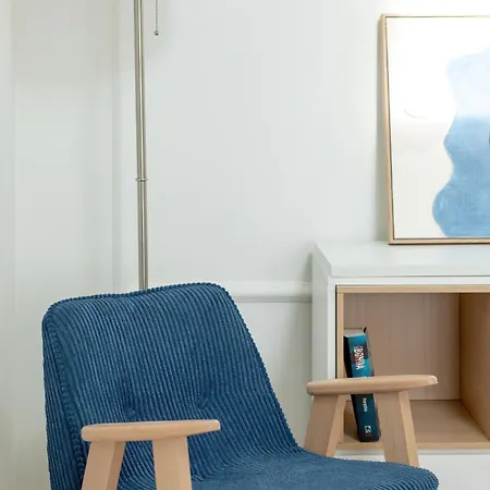 Apartment Minimalist Bright Kopernika Near Old Town In By Renters *