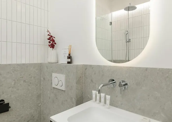 Minimalist Bright Kopernika Near Old Town In By Renters