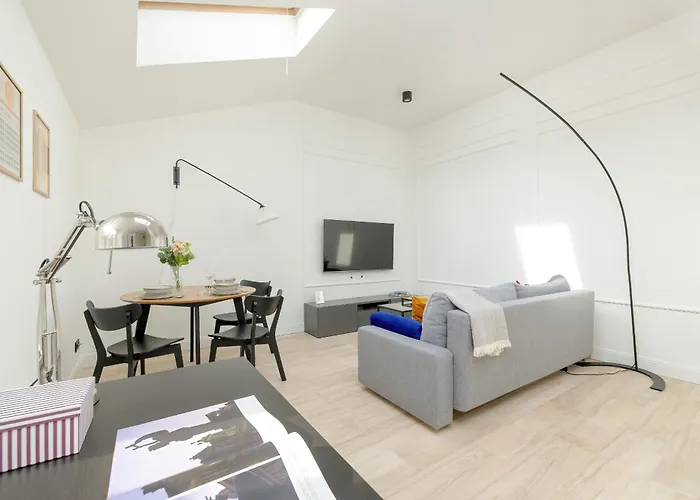 Minimalist Bright Kopernika Near Old Town In By Renters Apartment Poznan
