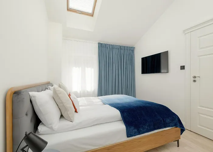 Minimalist Bright Kopernika Near Old Town In By Renters Lejlighed